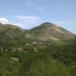 Casa de Férias Stone House In Brotnice Near & Sea *